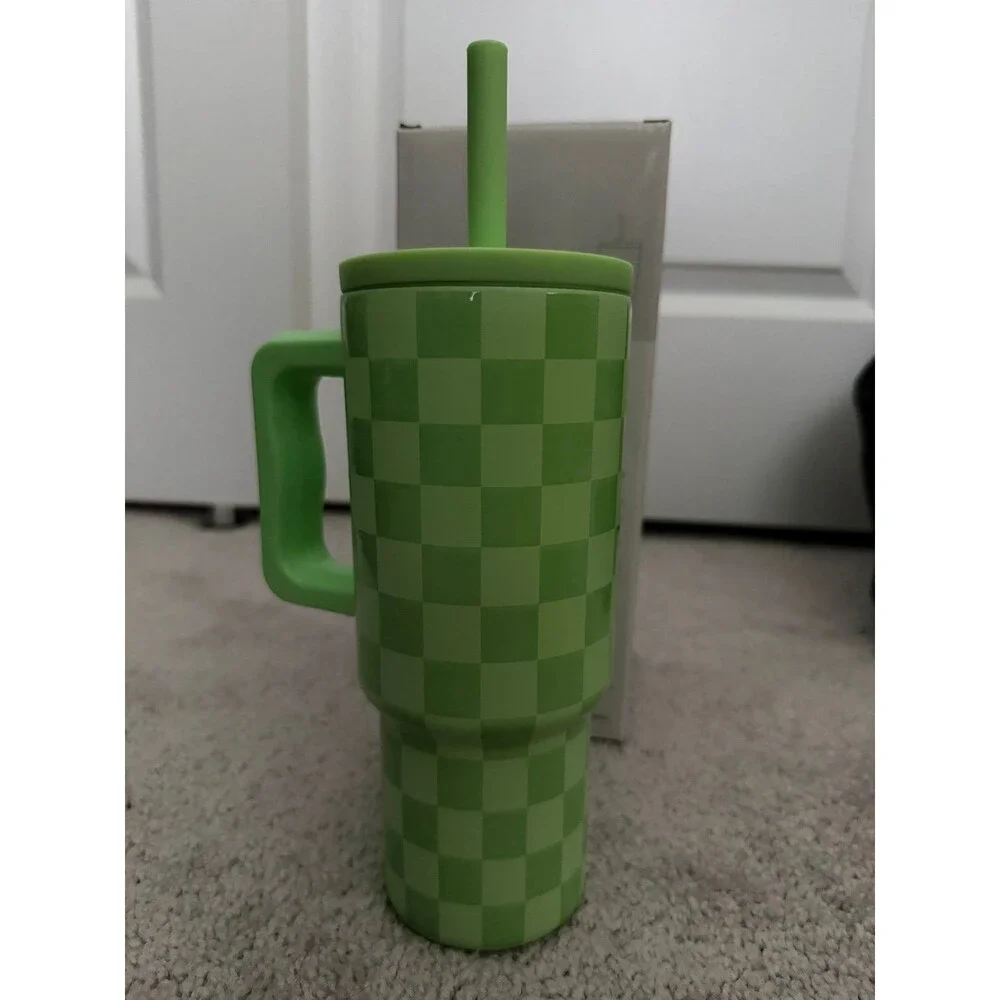 NEW Simple Modern Trek Tumbler 24oz Green Checkered Spill Proof Silicone Straw